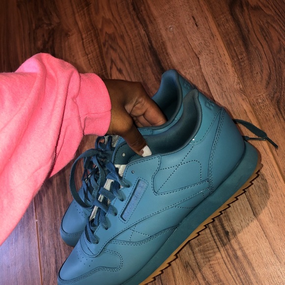 Blue Reebok - Picture 2 of 2